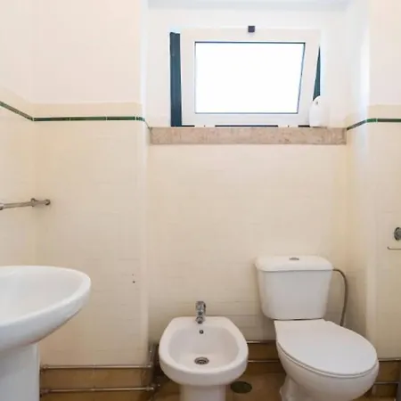 Penzion Brand New Fully Furnished Just 20 Meters From Anjos Metro Station - 2 Lisboa